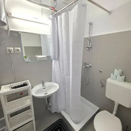Apartamento Bright With Free Parking