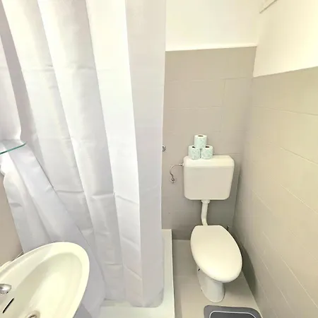 Apartamento Bright With Free Parking *